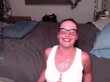 uwu_velma cams all night