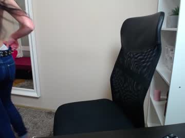 mia_sis cams all night