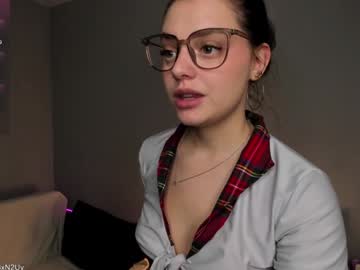 evamillky cams all night