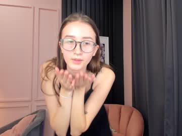 emily_barness cams all night