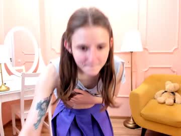 blushing_ellie cams all night