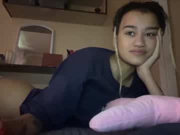 reese_may cams all night
