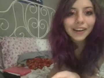 sadpiscesgirl cams all night