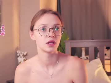 mia_sea_ cams all night