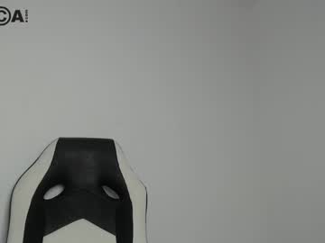 nathaly_bird cams all night