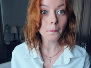 xboni_in_white cams all night