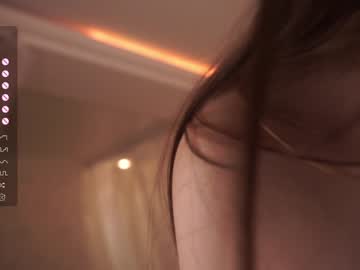 sweet_lips_are_made cams all night