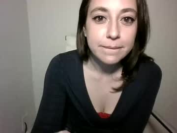 ilovelucylola cams all night