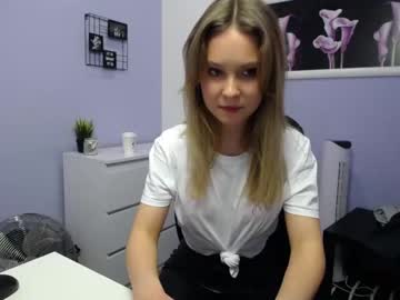 lucy_marshman cams all night