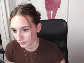 lili_petit cams all night