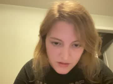 margot_moon cams all night