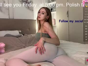 avroramy cams all night