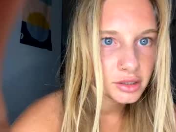 verycherryxx cams all night