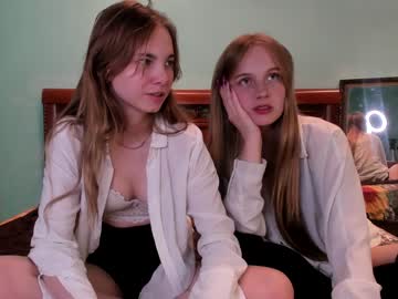 two_nipples cams all night