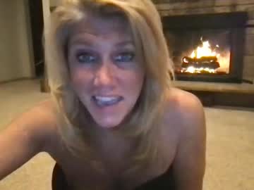 mallorysaunders cams all night