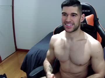 muscularprettyman cams all night