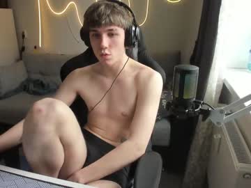 slippery_baby cams all night
