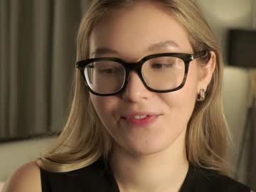 gillianelletson cams all night