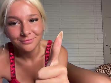 Cam girl zoegabrielle image #8272463