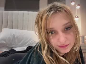 sarahscire cams all night