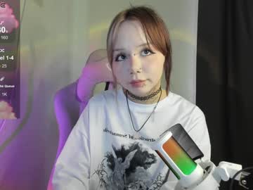 gummi_heart cams all night