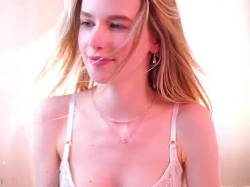 Cam girl brave_journey image #8264193