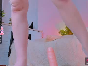 nikolle_mayer cams all night