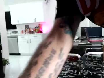 mistie_hightops cams all night