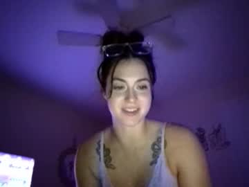 leia_renae cams all night