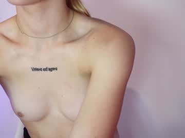 anna_royal_ cams all night