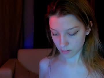 evelina_meow cams all night