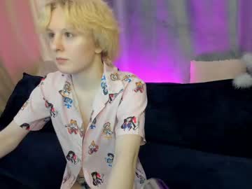 nicole_hiness cams all night