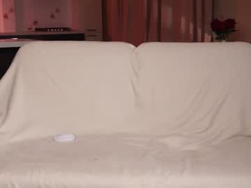 nicole_birds cams all night