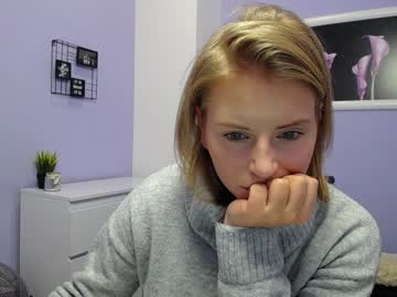 julie_wayne cams all night
