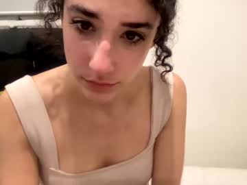 prettiestpeach cams all night