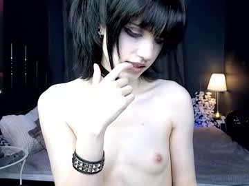 dark_vamp_ cams all night
