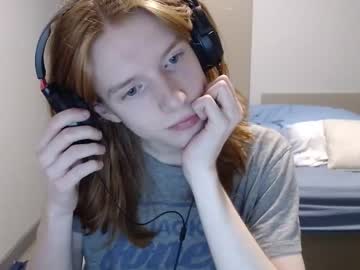 ewanhearsvoices cams all night
