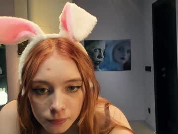 lily_knockers cams all night