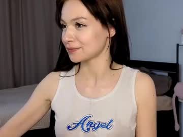 lego_doll_ cams all night