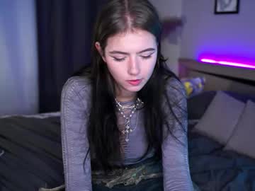 sirenevelyn cams all night