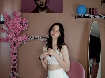 emmi_sunshine cams all night