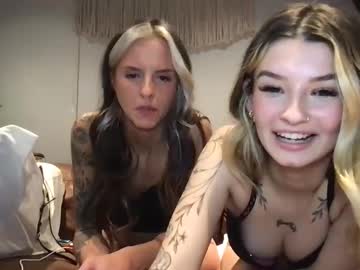 mya_santiago cams all night