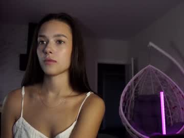 Cam girl emilybatee image #8262210