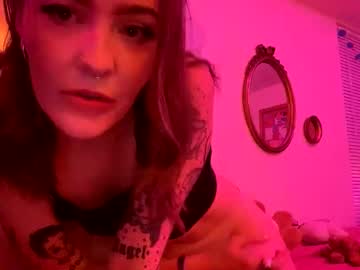 onepomegranate cams all night