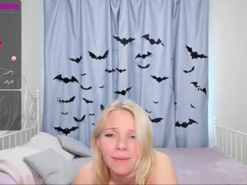 candy_perfume_girl_ cams all night