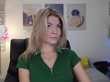 julia_cute_ cams all night