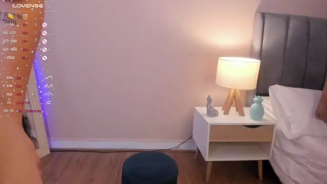 Stripchat sex cam MiaFranklyn